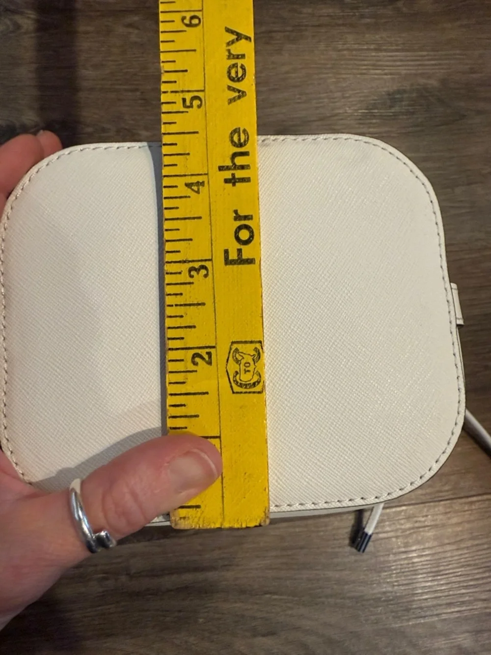 NWT Kate Spade Cameron Small Bucket Bag White 6734